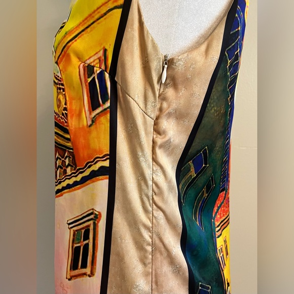 Sweet Miss Tunic Dress with Painted Street Design - Picture 4 of 7